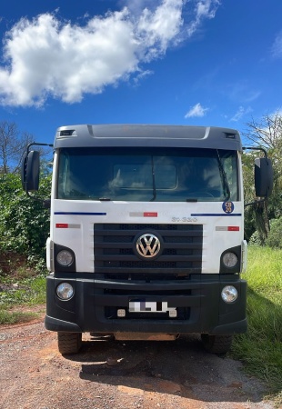 Caminhão Volkswagen 31320 ano 2012