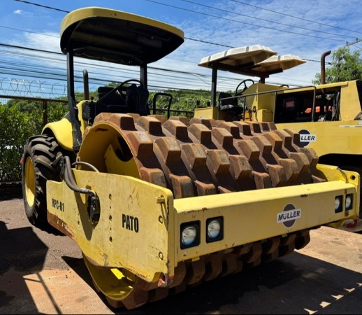 Rolo Compactador Müller VAP70 ano 2010
