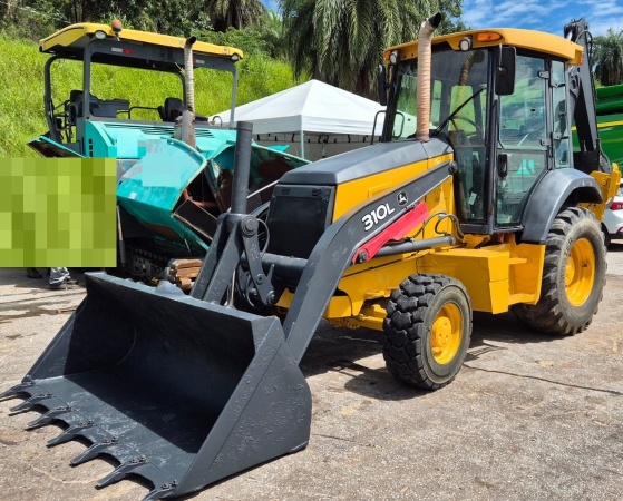 Retroescavadeira John Deere 310L ano 2021