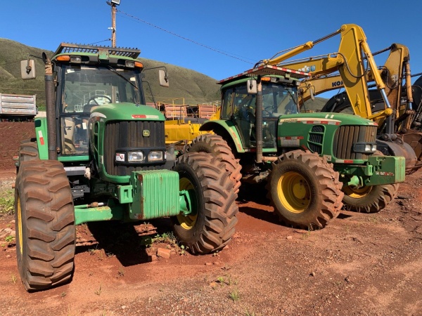 Trator John Deere 6180J ano 2016 - 6180J - Máquinas Agrícolas