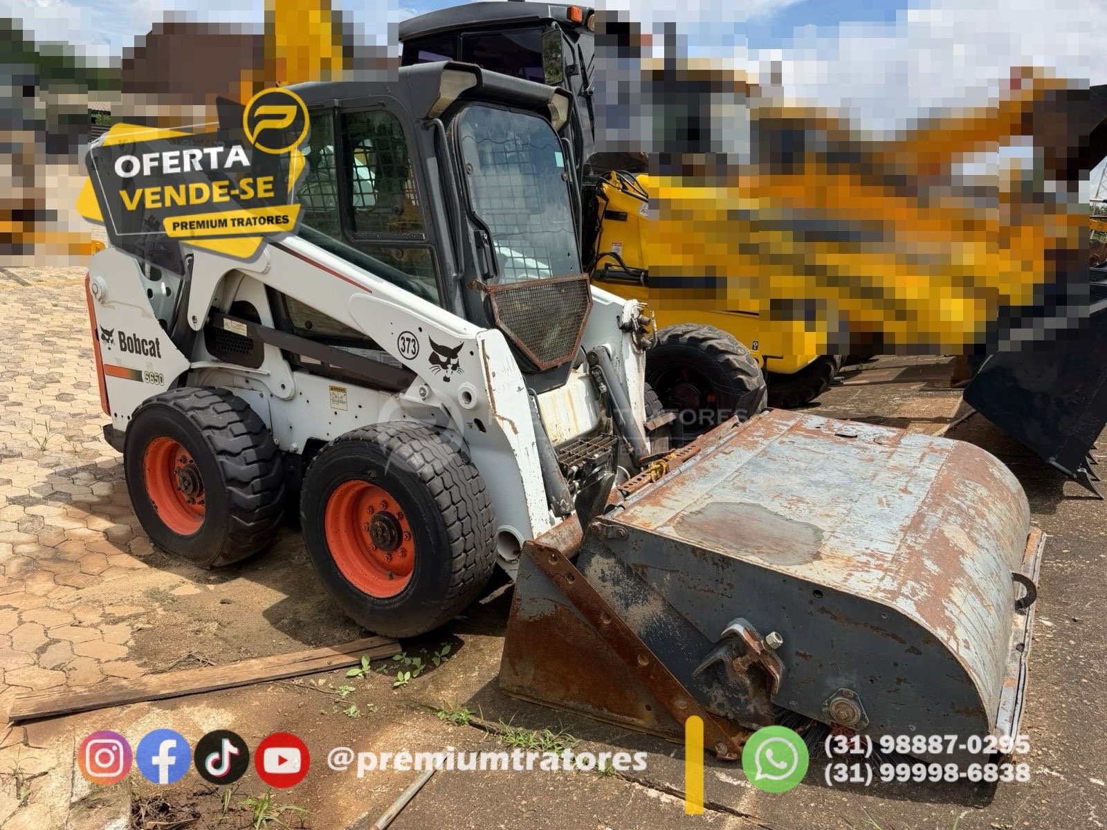 Mini Carregadeira Bobcat S650 ano 2011