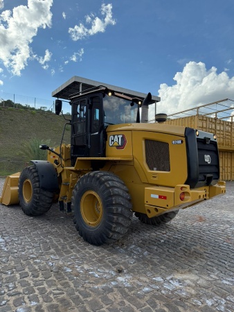 Pá Carregadeira Caterpillar 924K ano 2022 - 924K - Máquinas de Linha Amarela