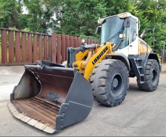 Pá Carregadeira Liebherr L 538 ano 2018