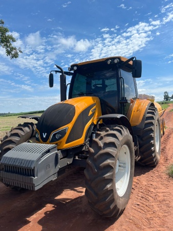 Trator Valtra A144 HiTech ano 2022