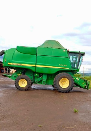 Colheitadeira John Deere 9470 ano 2011