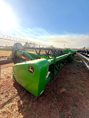 Plataforma John Deere 745FD