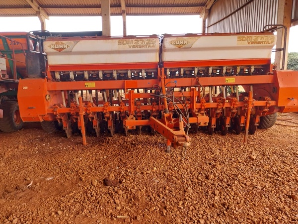 Plantadeira Kuhn SDM 27/29 ano 2015