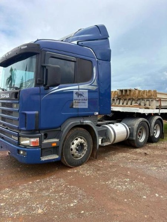 Caminhão Scania R 420 6X2 ano 2005