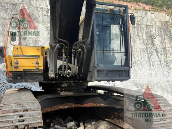 Escavadeira Volvo EC360BLC ano 2011 - EC360BLC - Máquinas de Linha Amarela