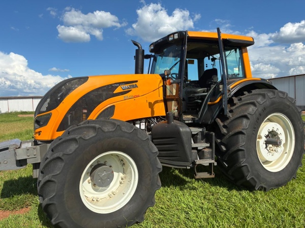 Trator Valtra BH 224 HiTech ano 2020