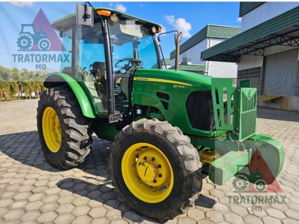 Trator John Deere 5078 E ano 2019