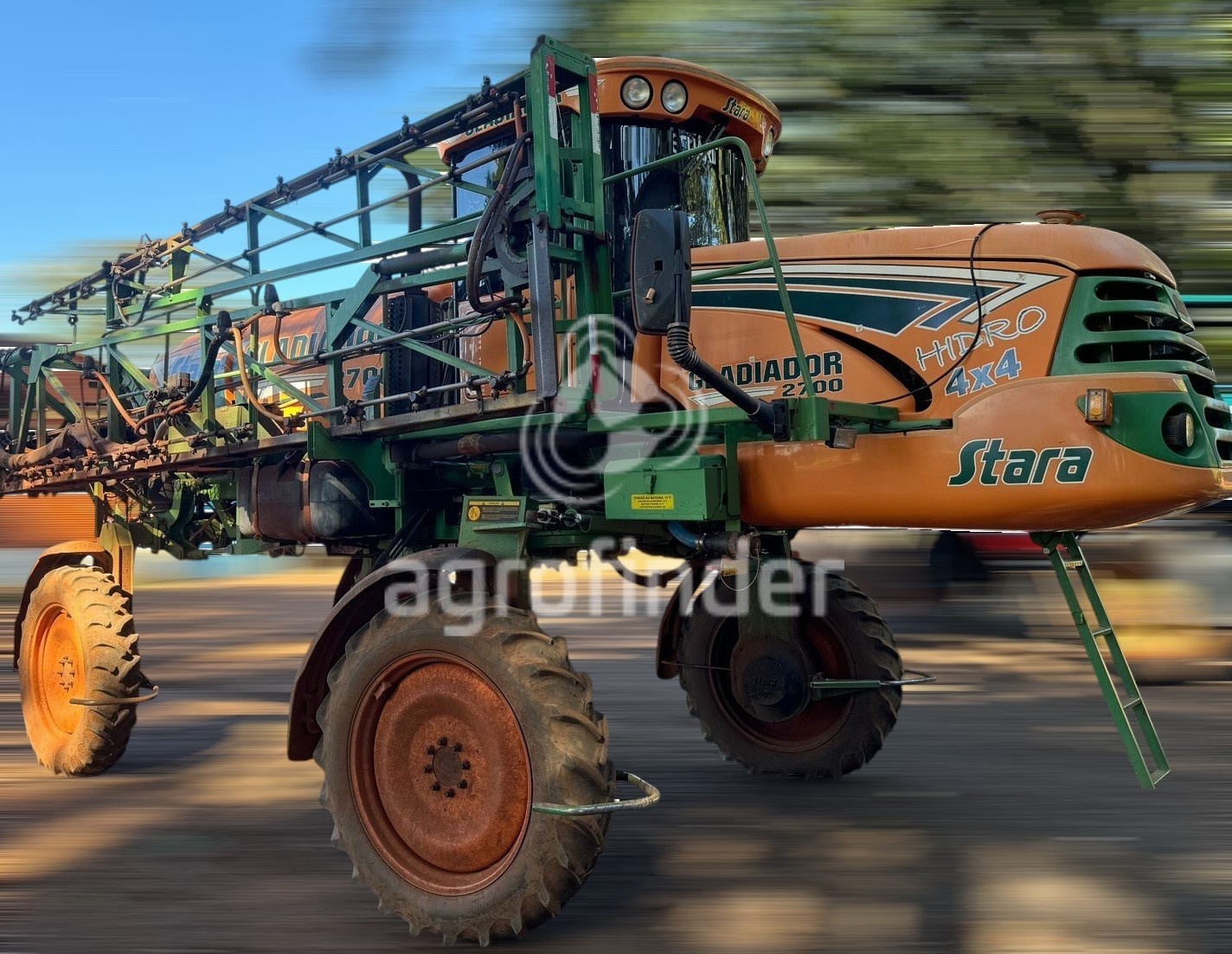 Pulverizador Autopropelido Stara Gladiador 2700 ano 2013