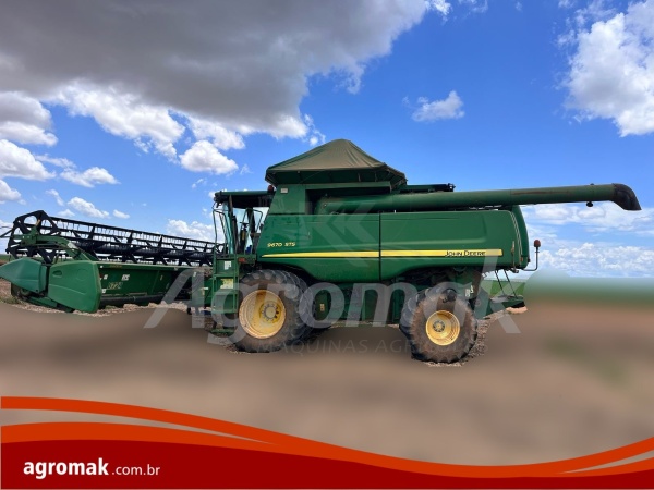 Colheitadeira John Deere 9670 STS   ano 2011