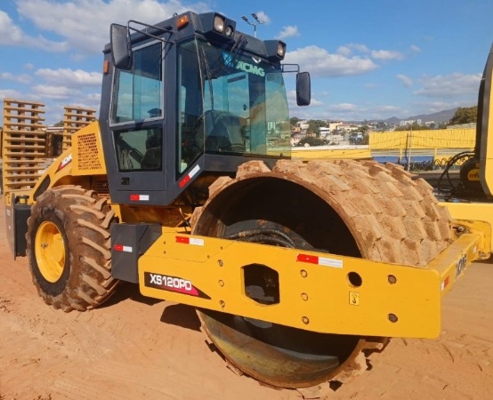 Rolo Compactador XCMG XS120PD ano 2012