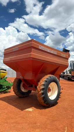 Carreta Graneleira Jan TANKER 10.000
