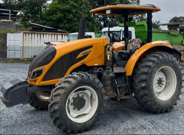 Trator Valtra A84s ano 2019