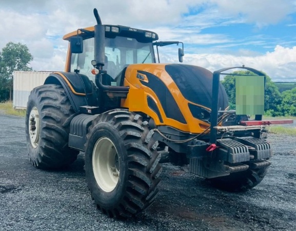 Trator Valtra BH 224 ano 2020 - BH 224 - Máquinas Agrícolas
