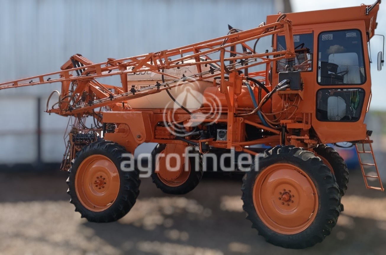 Pulverizador Autopropelido Jacto UNIPORT 2000 ano 2004