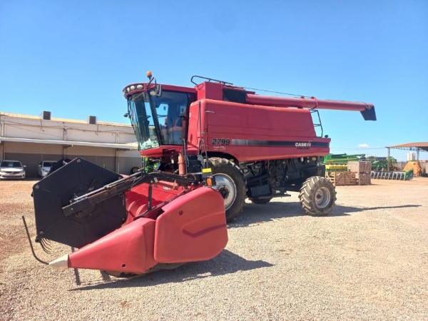Colheitadeira Case Axial-Flow 2799 ano 2011 - Axial-Flow 2799 - Máquinas Agrícolas