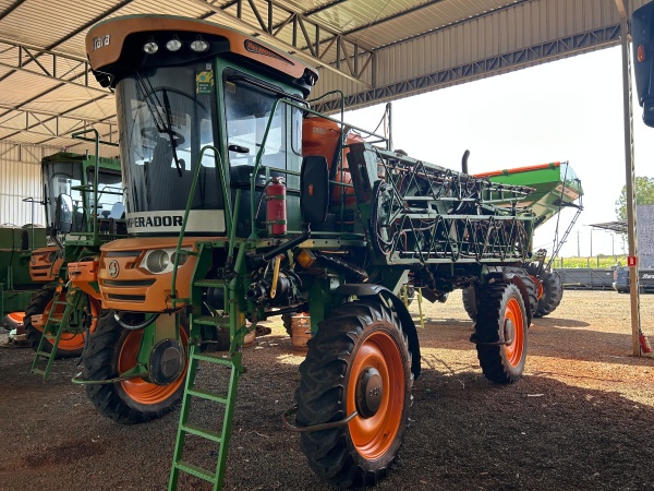 Pulverizador Autopropelido Stara imperador 2650 ano 2015