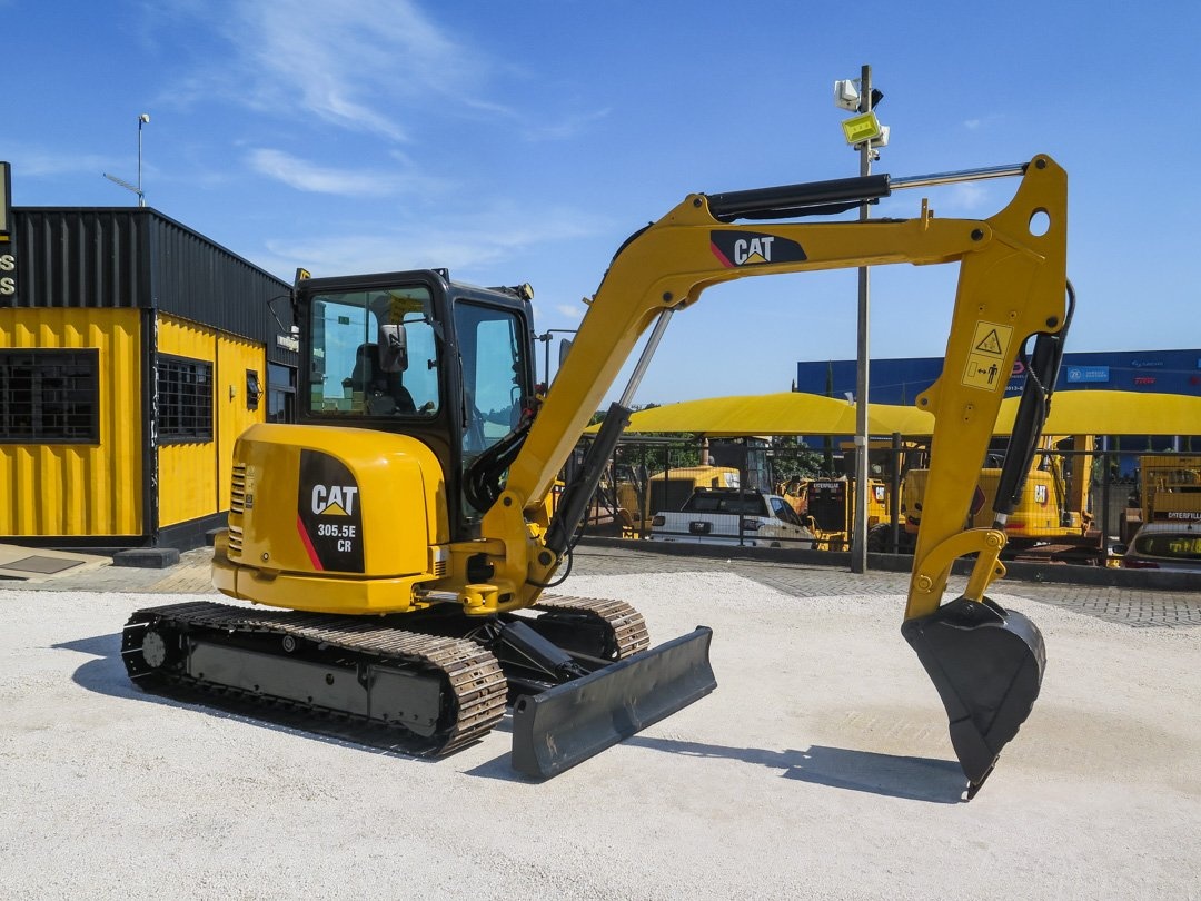 Mini Escavadeira Caterpillar 305.5E2 ano 2014