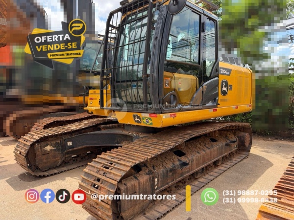 Escavadeira John Deere 210G ano 2022