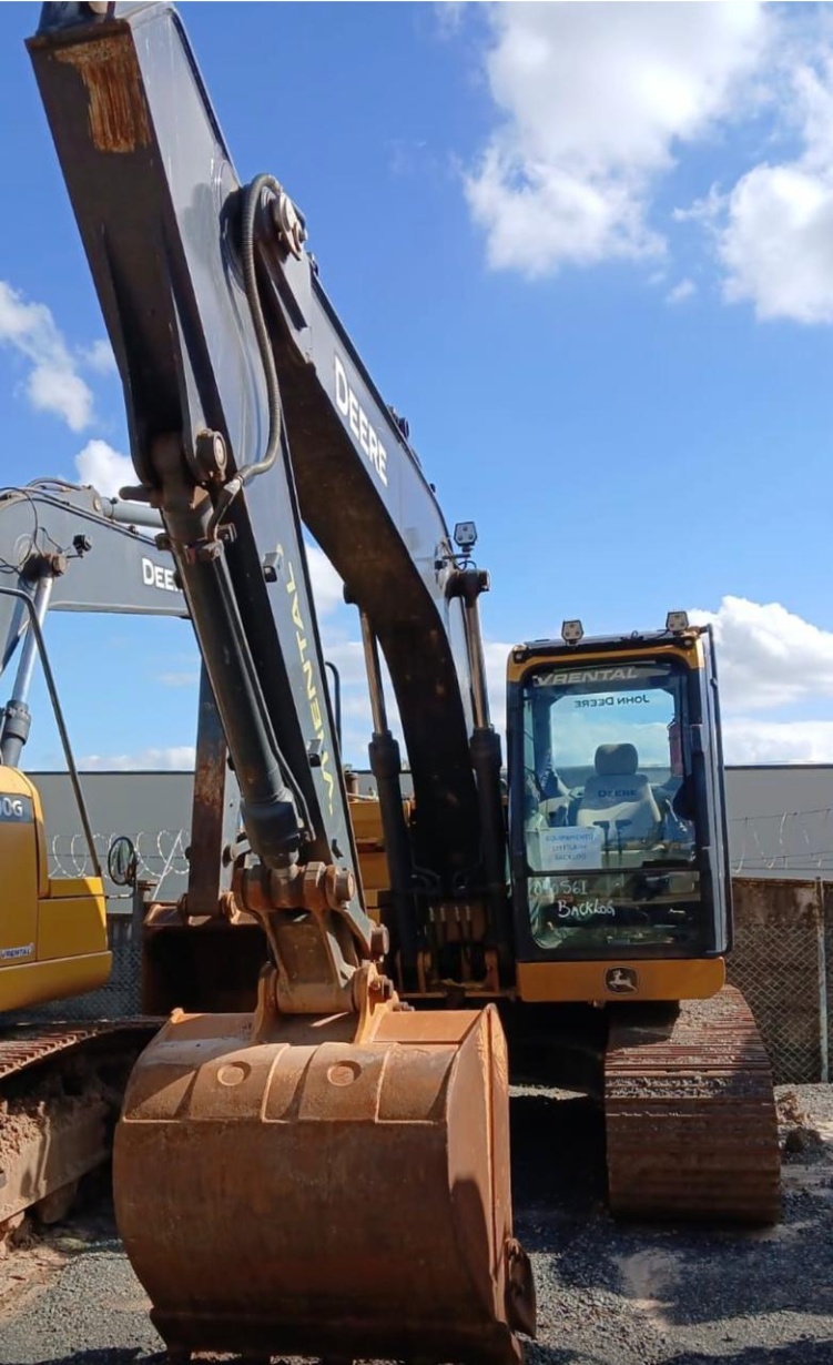 Escavadeira John Deere 130G ano 2022