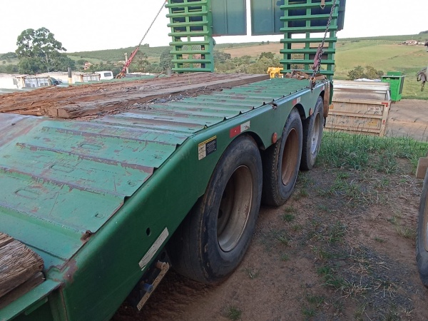 Carroceria Randon Carreta ano 2021 - Carreta - Implementos Rodoviários
