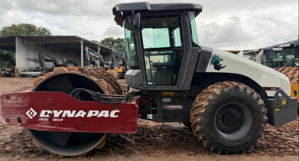 Rolo Compactador Dynapac CA25 ano 2020