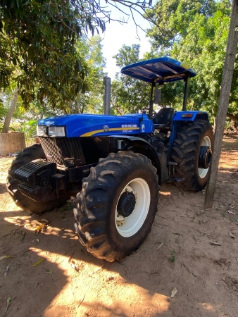 Trator New Holland 7630 ano 2021 - 7630 - Máquinas Agrícolas