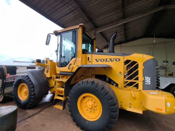 Pá Carregadeira Volvo L60F ano 2016