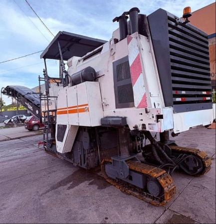Fresadora Wirtgen W1900 ano 2007