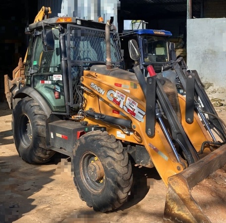 Retroescavadeira Case 580N ano 2021 - 580N - Máquinas de Linha Amarela