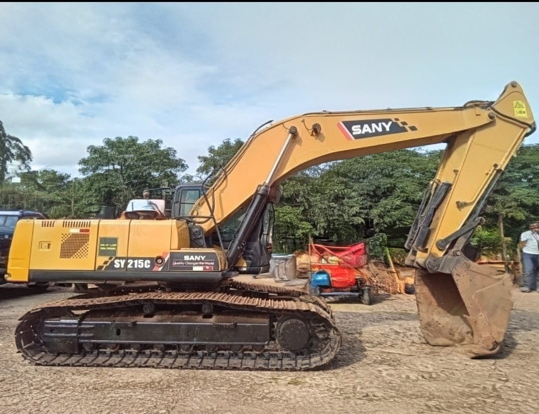 Escavadeira SANY SY215C ano 2020