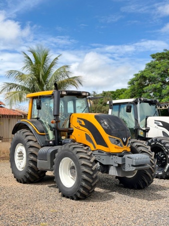 Trator Valtra BH 194 ano 2018