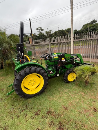 Trator John Deere 3036EN ano 2023