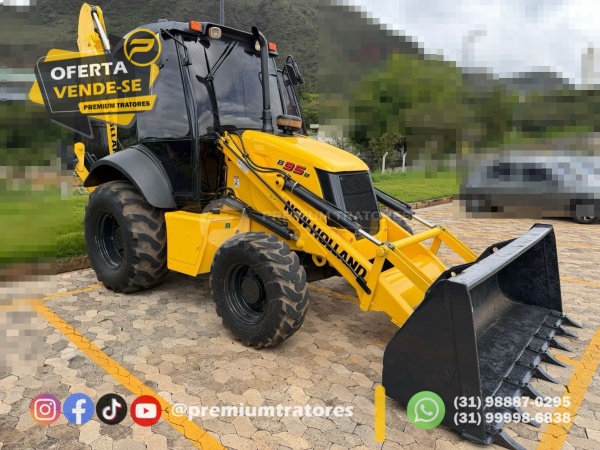 Retroescavadeira New Holland B95B 4x4 ano 2021