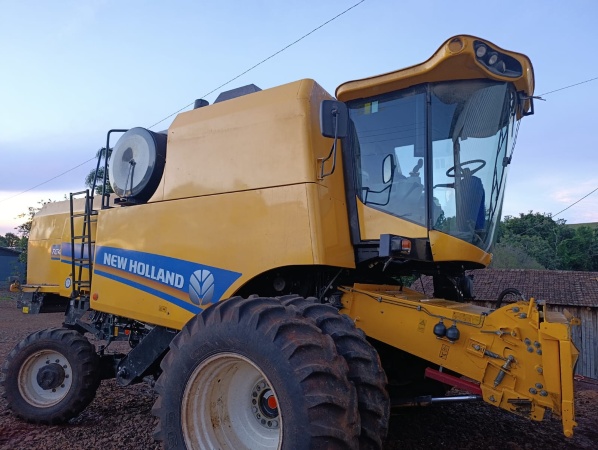 Colheitadeira New Holland TC 4.90 ano 2021