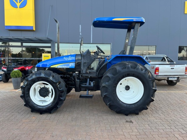 Trator New Holland TL 75E ano 2009