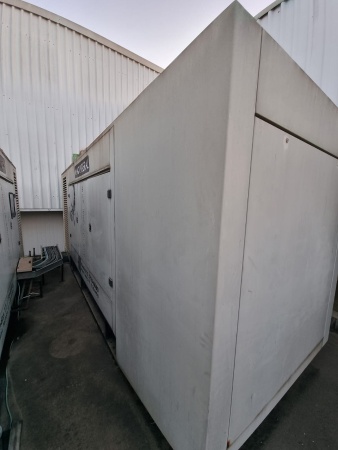 Gerador de Energia STEMAC 650 kVA ano 2014 - 650 kVA - Outros