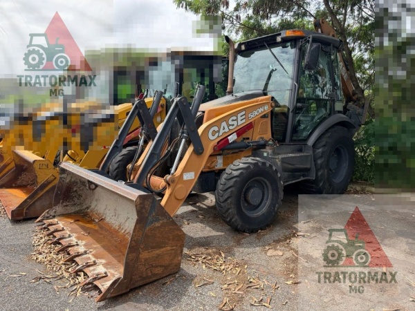 Retroescavadeira Case 580 N  ano 2019