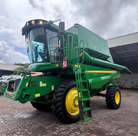 Colheitadeira John Deere S430 ano 2021