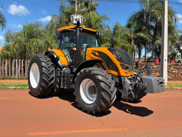 Trator Valtra T230 CVT ano 2021
