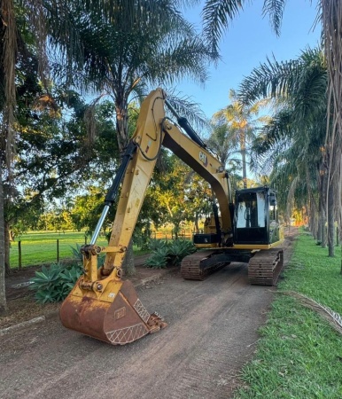 Pá Carregadeira Caterpillar 312 D ano 2022