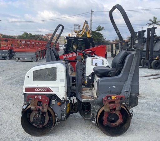 Rolo Compactador Dynapac CC900G ano 2021 - CC900G - Pavimentação e Infraestrutura