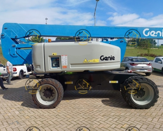 Plataforma Genie  Z 80/60 RT ano 2010