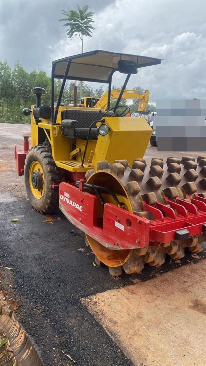 Rolo Compactador Dynapac CA15 ano 1985