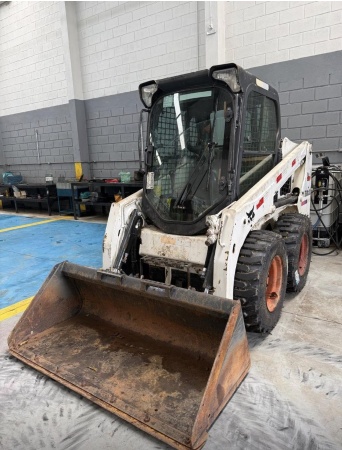 Mini Carregadeira Bobcat S450 ano 2021
