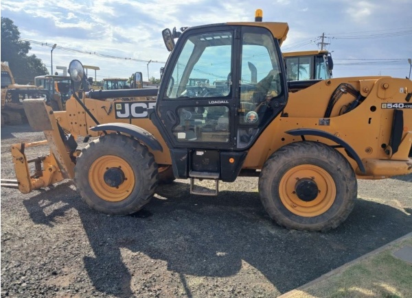 Manipulador Telescópico JCB 540-170 ano 2022