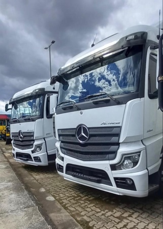 Caminhão Mercedes Benz Actros 2651 ano 2022